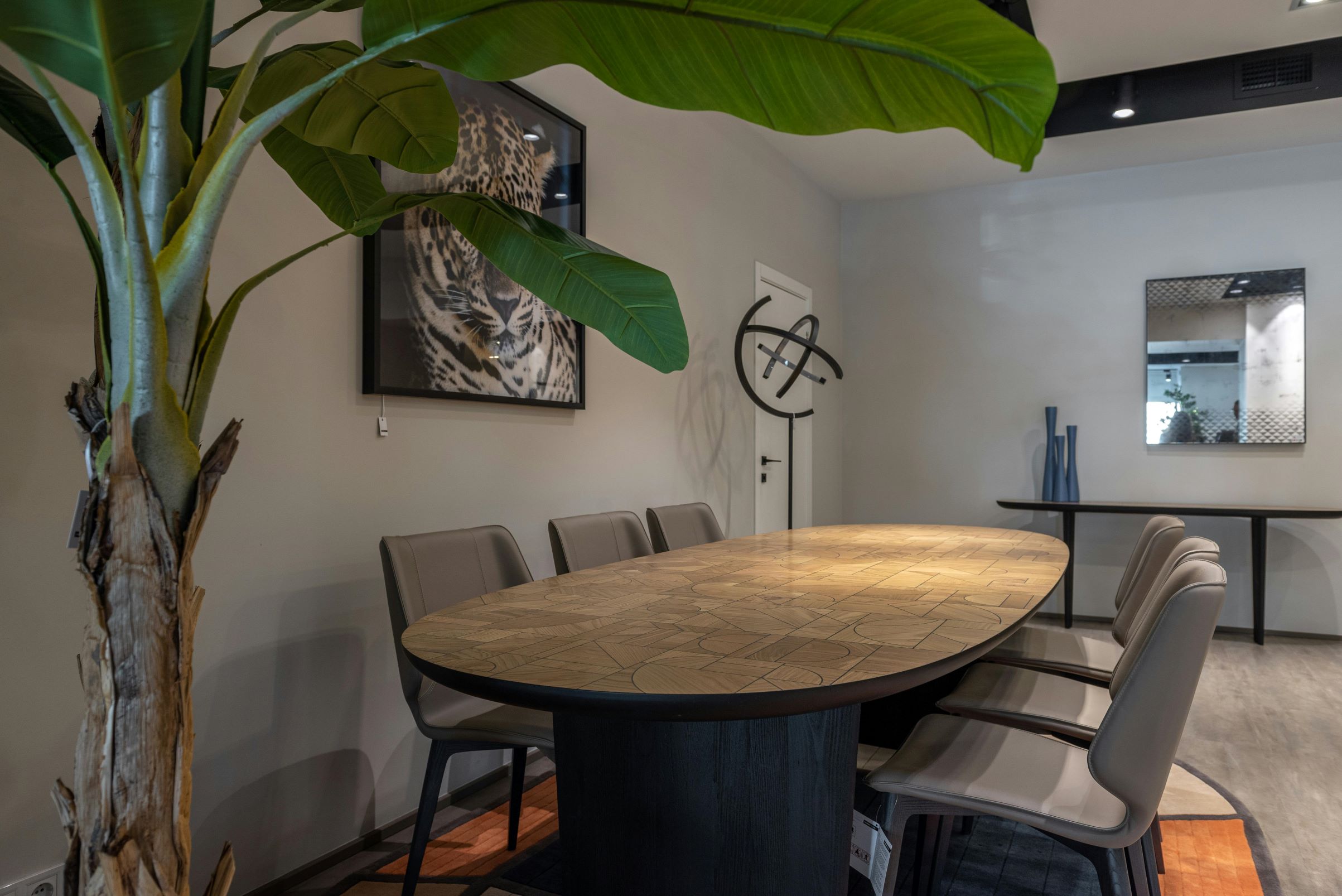Dining 2