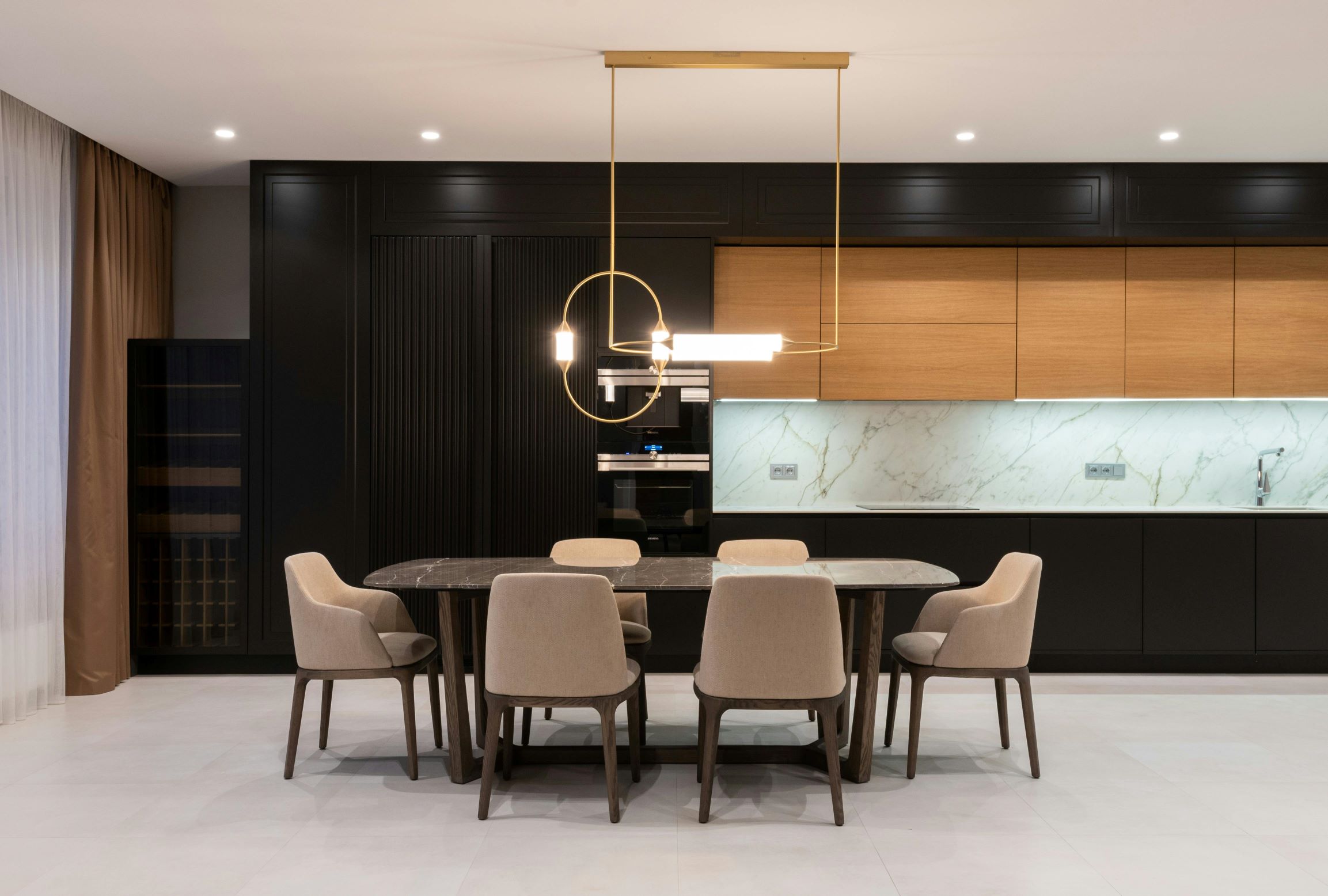 Dining 8