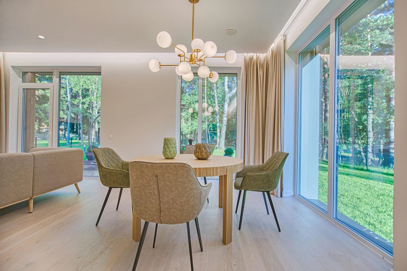 Home Furniture 24